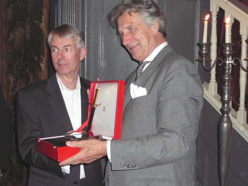 M. Bamberger presents the Diamond Dagger to Andrew Taylor